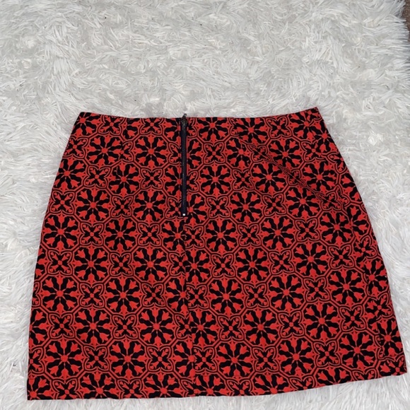 3 for $15 Forever 21 Floral Pattern Work Skirt - Picture 2 of 4